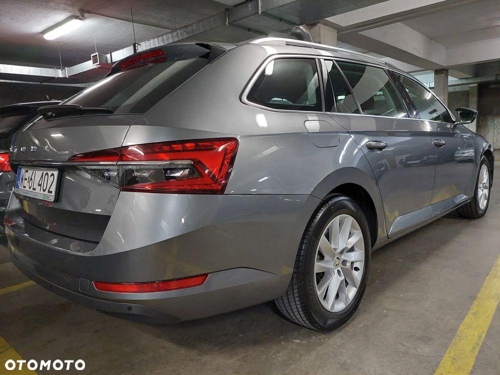 Skoda Superb 1.5 TSI Ambition DSG - 10