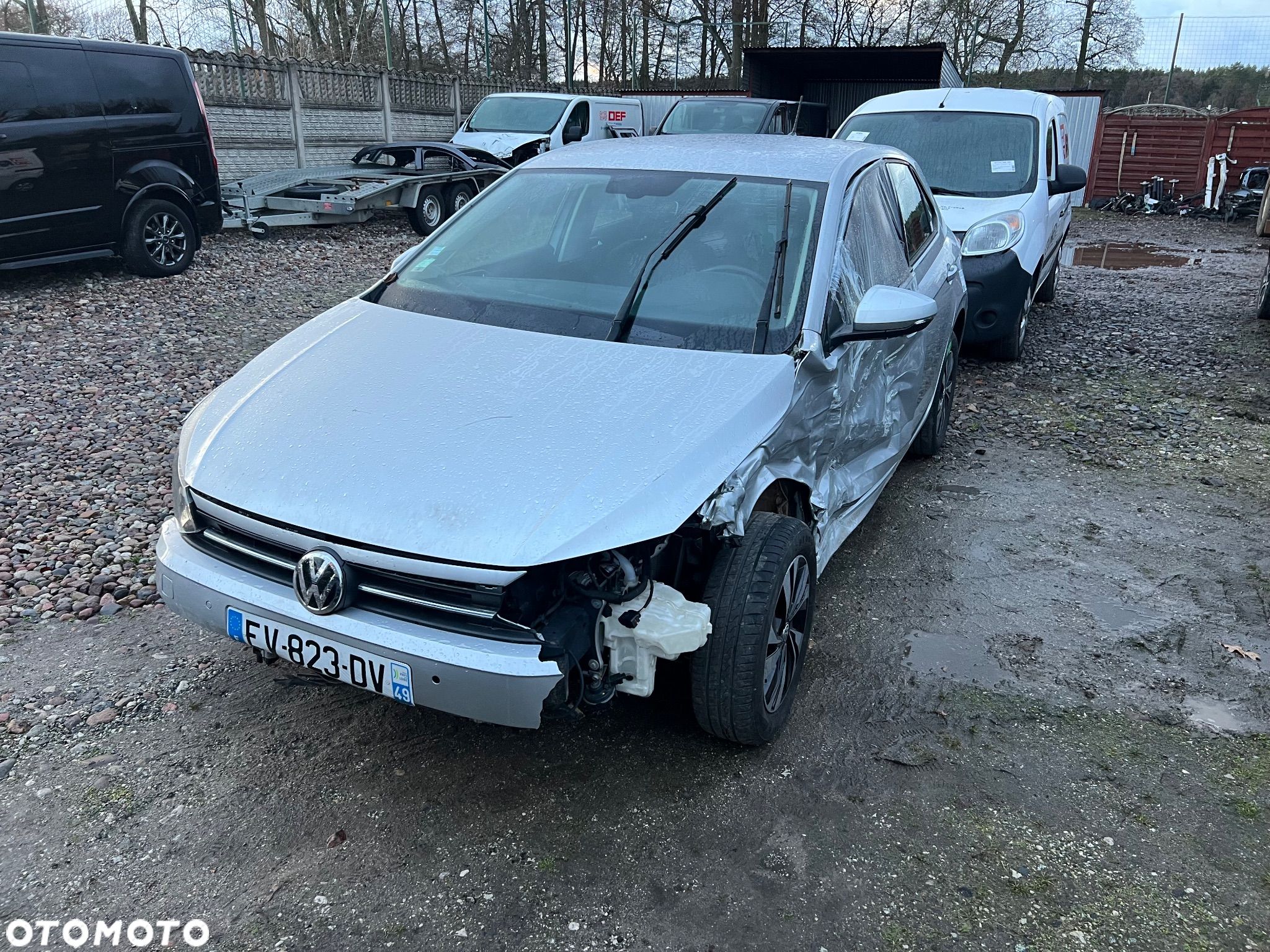Volkswagen Polo 1.0 TSI Comfortline DSG - 1