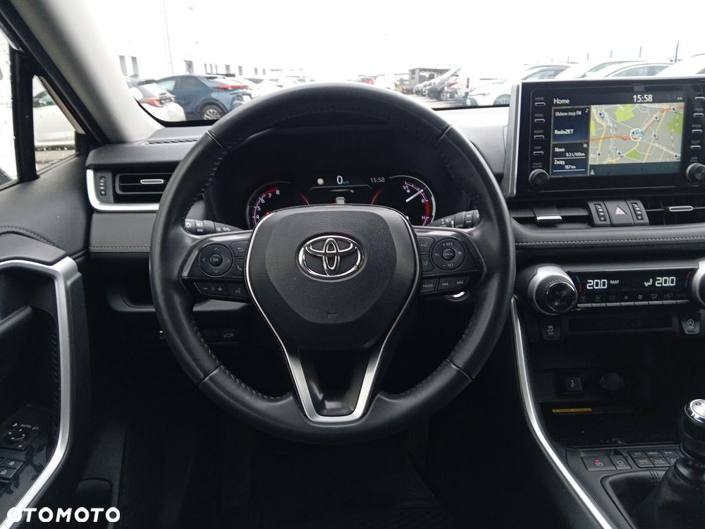 Toyota RAV4 - 17