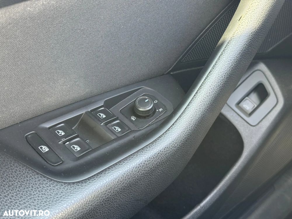 Volkswagen Passat - 24