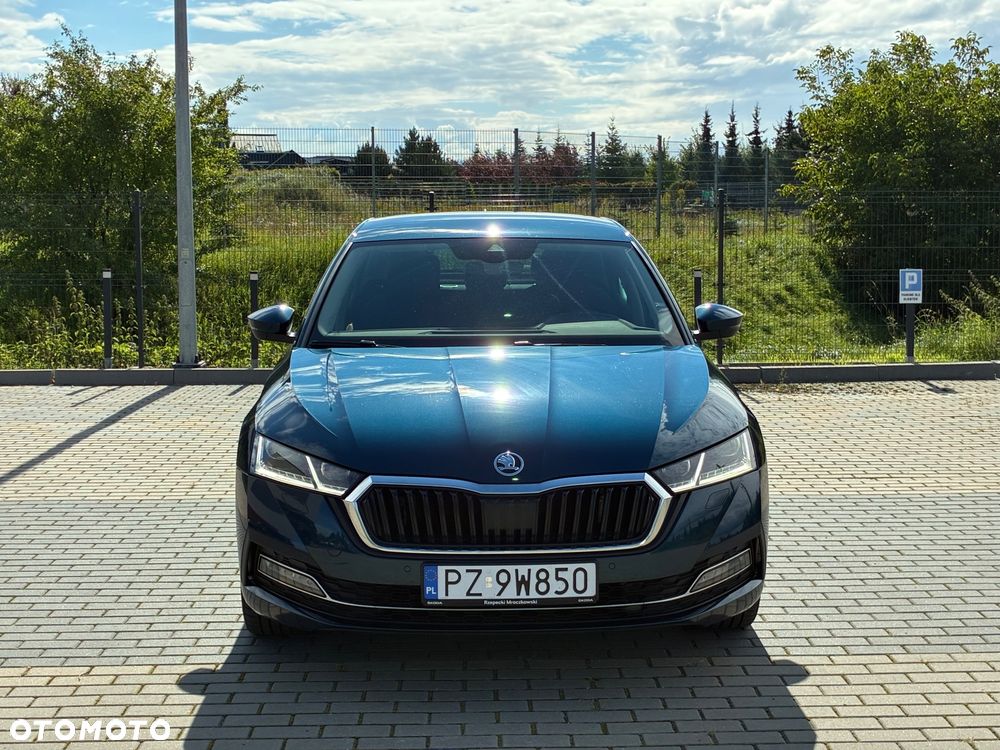 Skoda Octavia 2022 photo 2