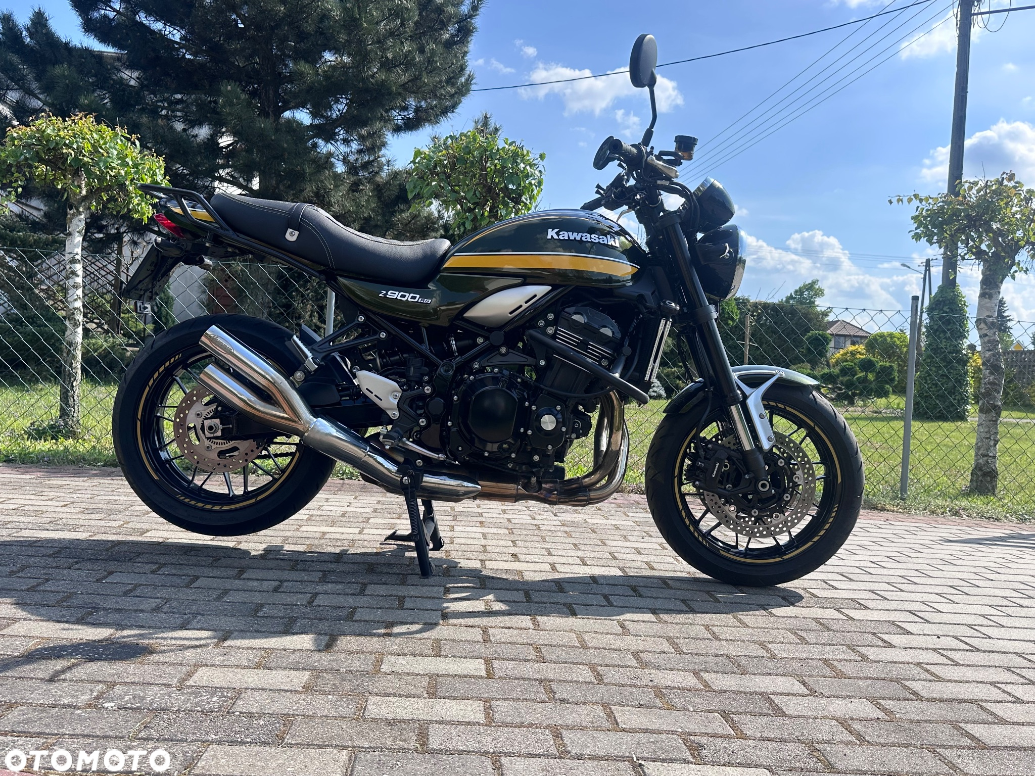 Kawasaki Z 900 RS - 11