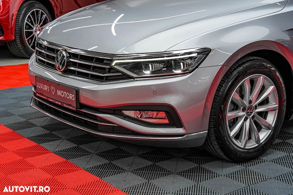 Volkswagen Passat 2.0 TDI DSG Highline - 17