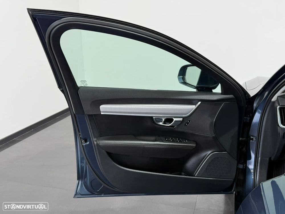 Volvo V90 2.0 D4 Momentum Plus Geartronic - 17