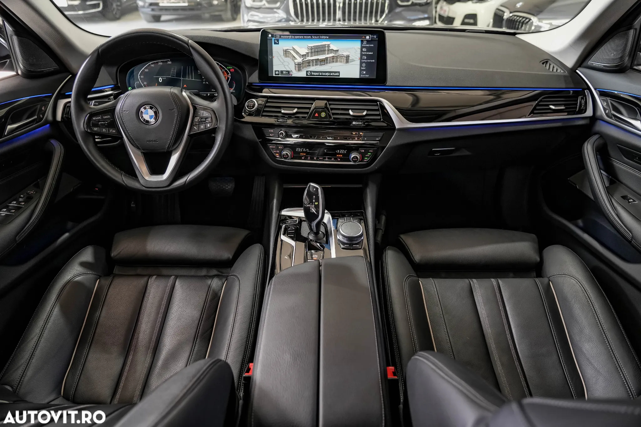 BMW Seria 5 520i Aut. Luxury Line - 2