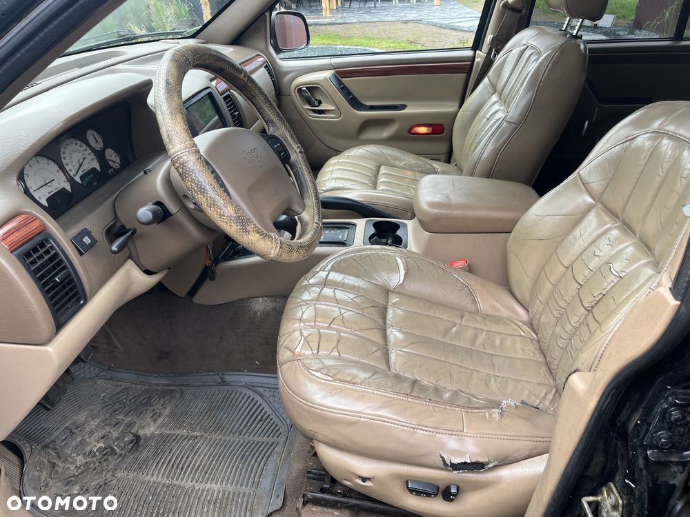 Jeep Grand Cherokee - 8