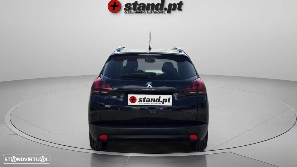 Peugeot 2008 1.2 PureTech Allure - 6