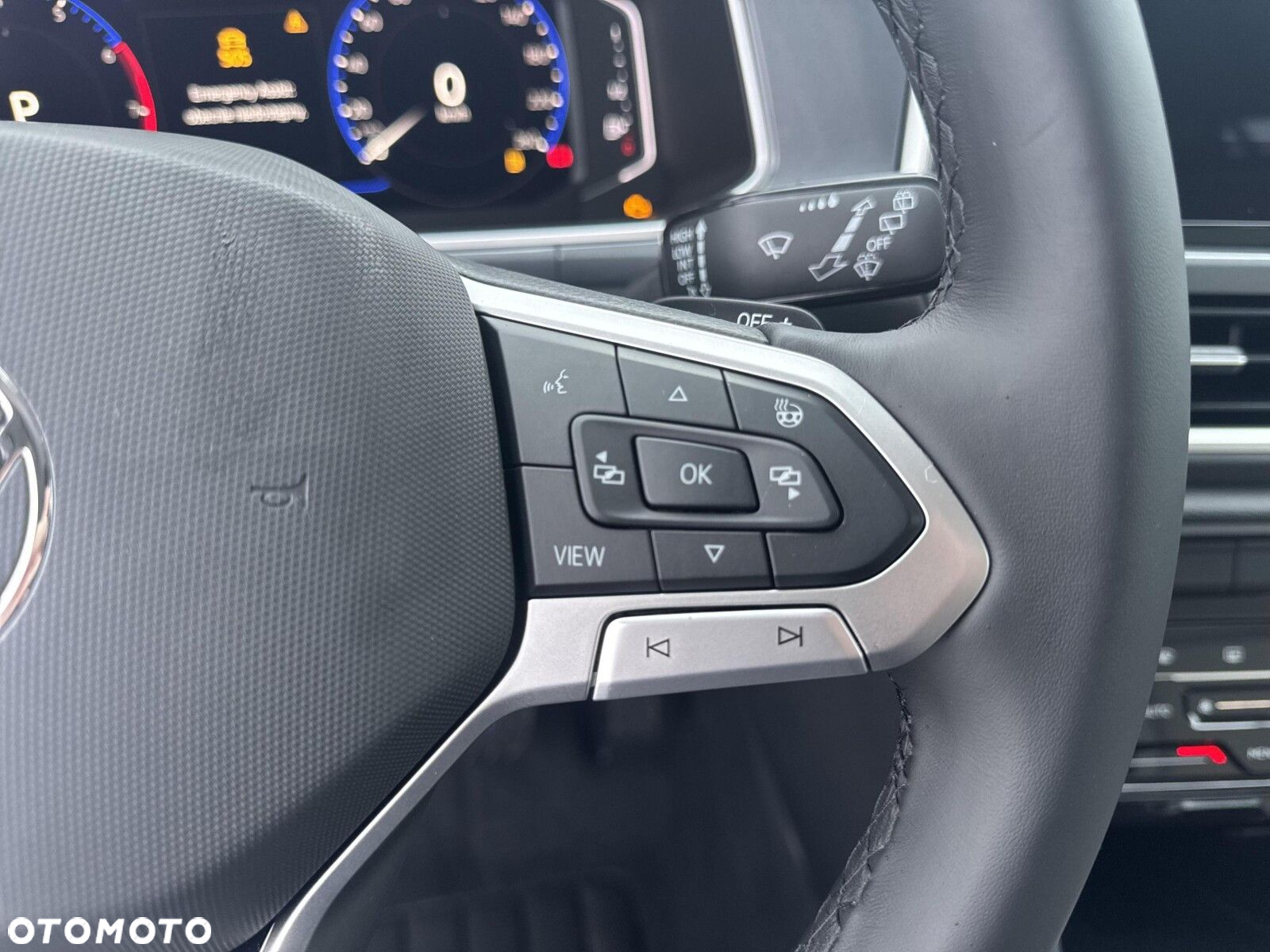 Volkswagen T-Roc 1.5 TSI Style DSG - 9