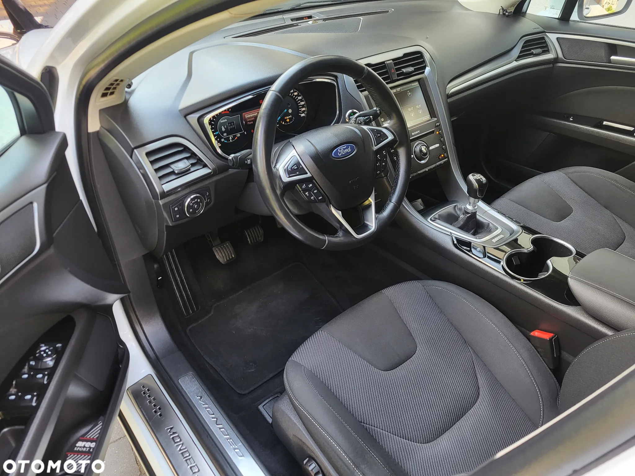Ford Mondeo Turnier 2.0 TDCi Titanium - 10