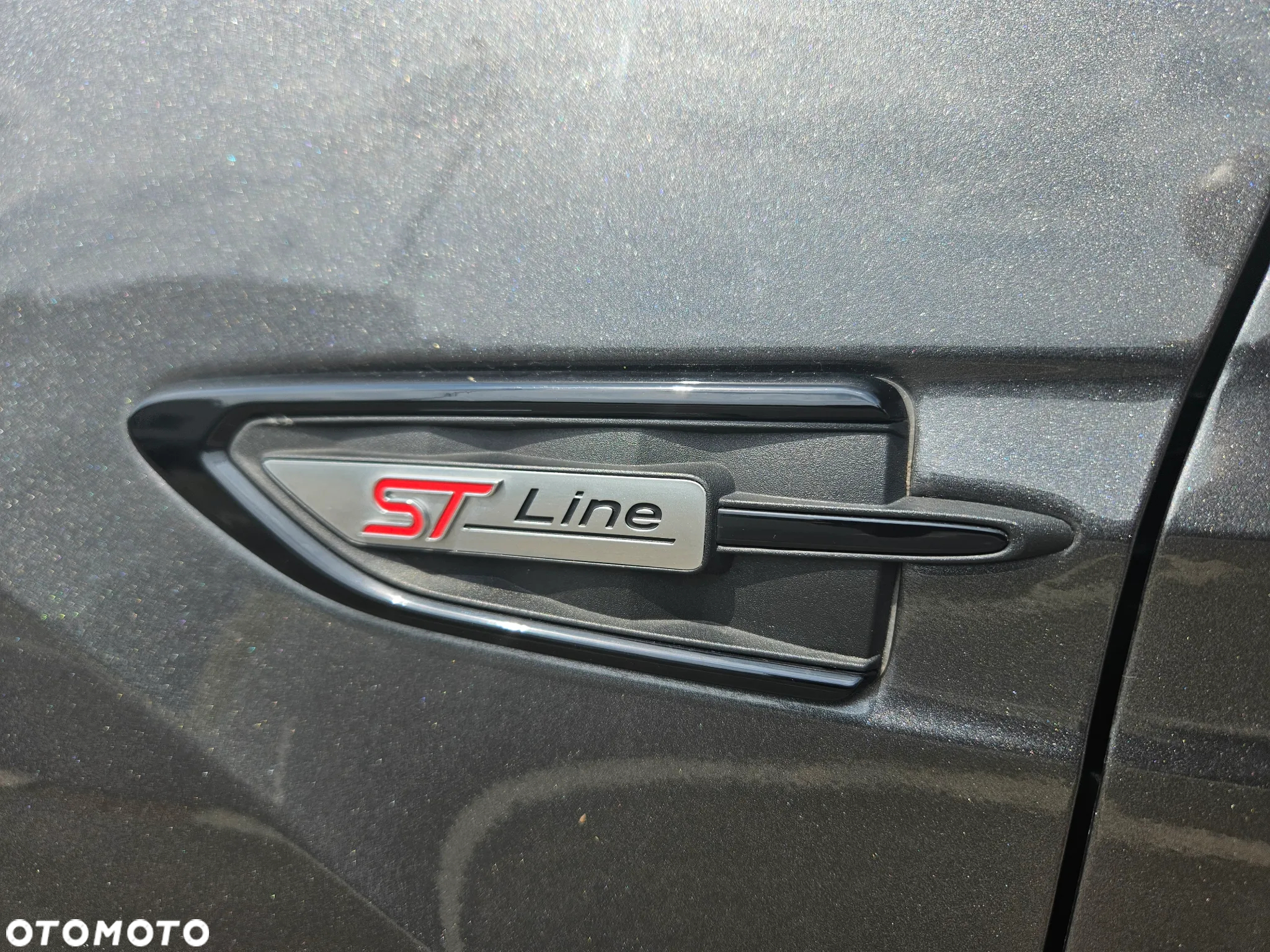 Ford Kuga 1.5 EcoBoost 2x4 ST-Line - 29