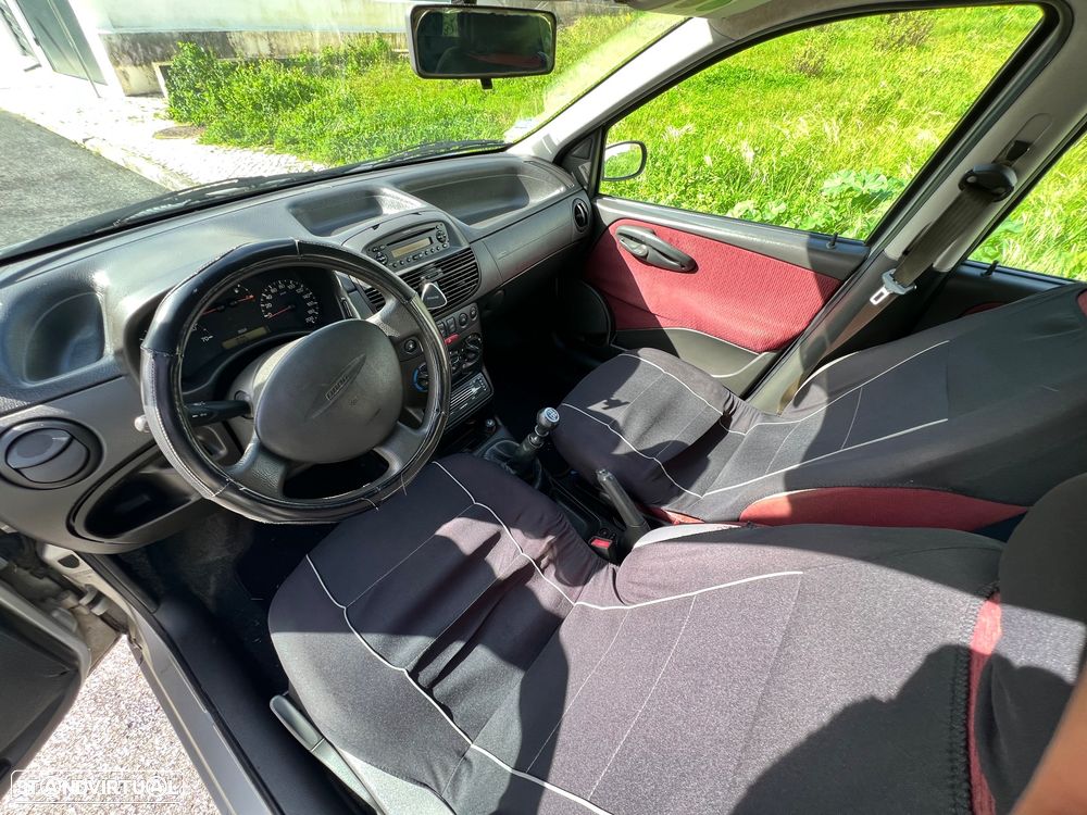 Fiat Punto 1.2 16V ELX - 8