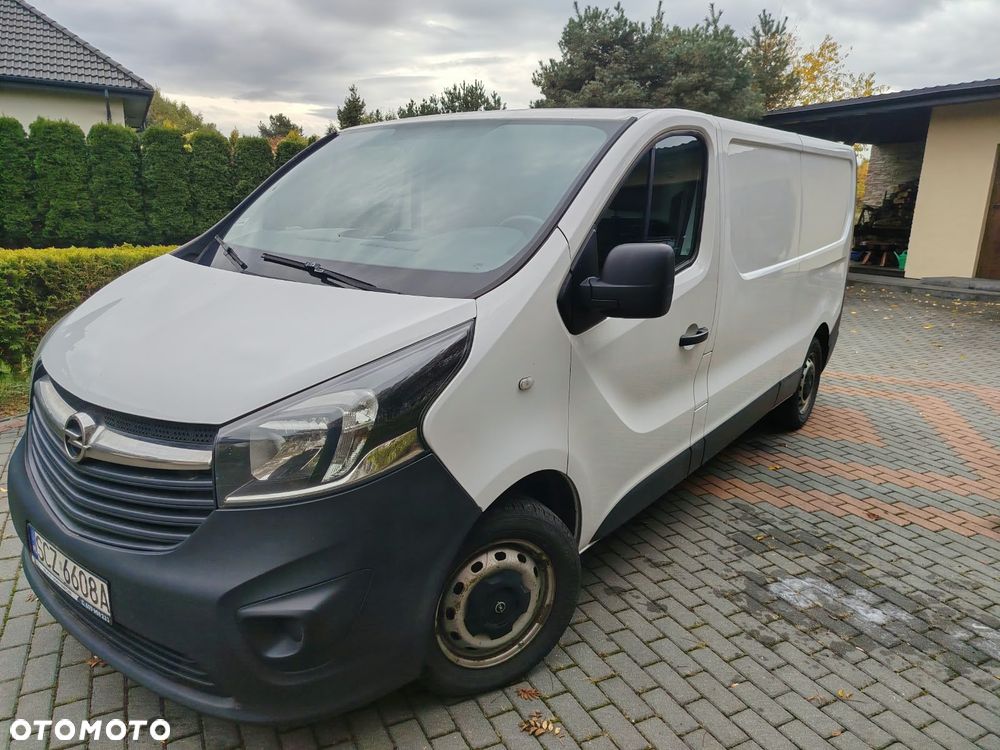 Opel Vivaro - 1