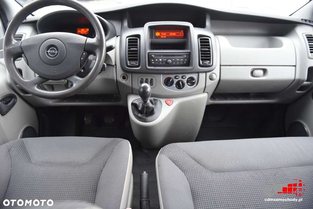 Opel Vivaro - 21