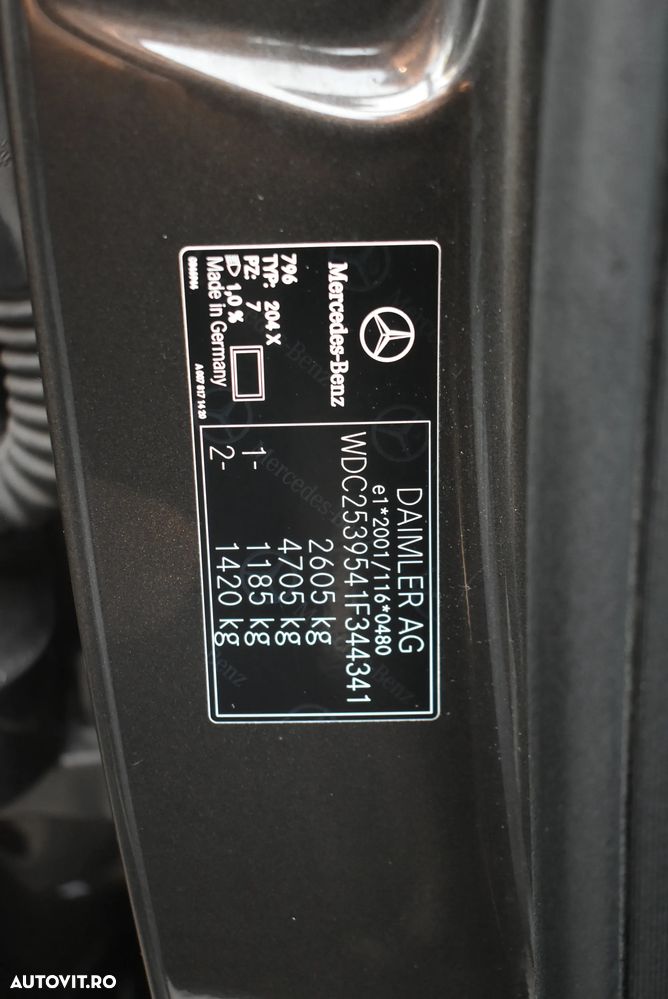 Mercedes-Benz GLC - 26