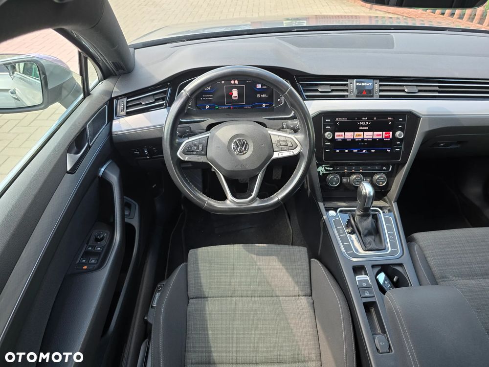 Volkswagen Passat Variant - 7