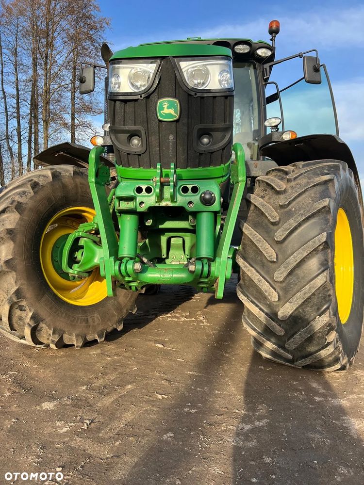 John Deere 6150R - 8