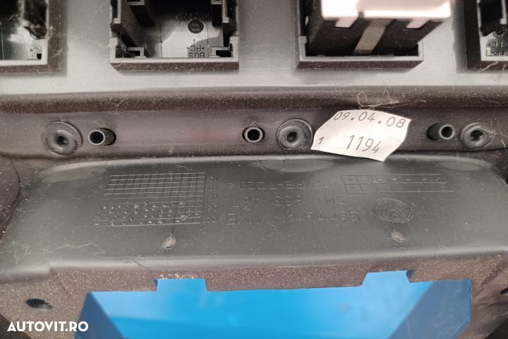 Consola centrala 5M1863476C Volkswagen VW Golf 5 [2003 - 2009] Plus m - 2