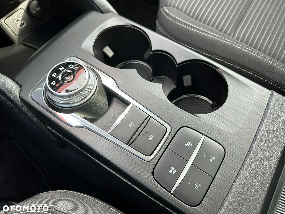 Ford Kuga 2.0 EcoBlue 4x4 TITANIUM - 28