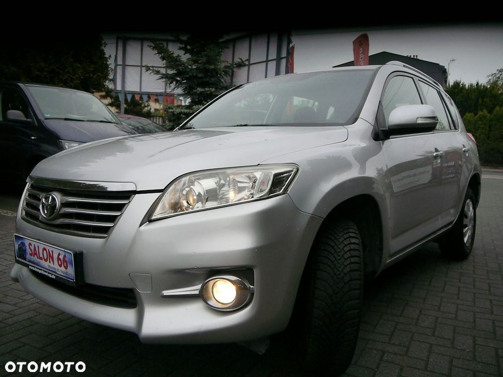 Toyota RAV4 2.2 D-4D 4x4 Sol - 8