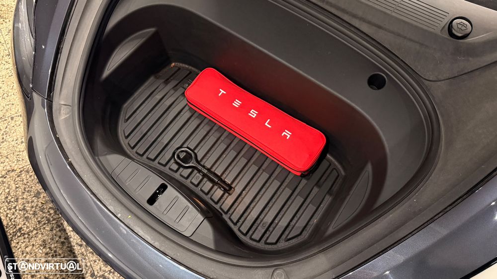 Tesla Model 3 Long Range Tração Integral - 17