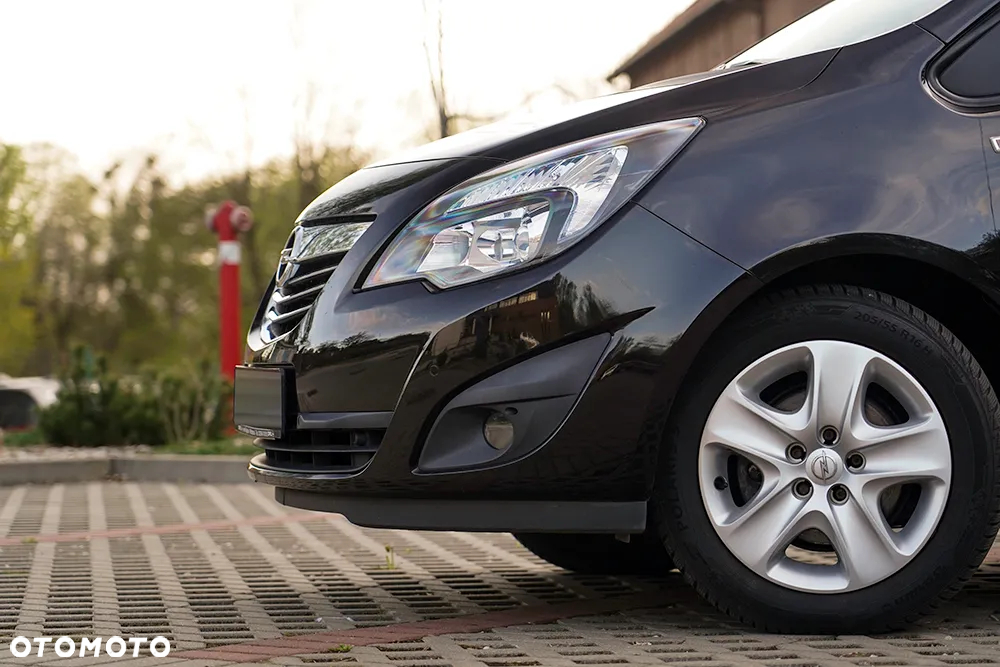 Opel Meriva 1.4 T Cosmo - 32