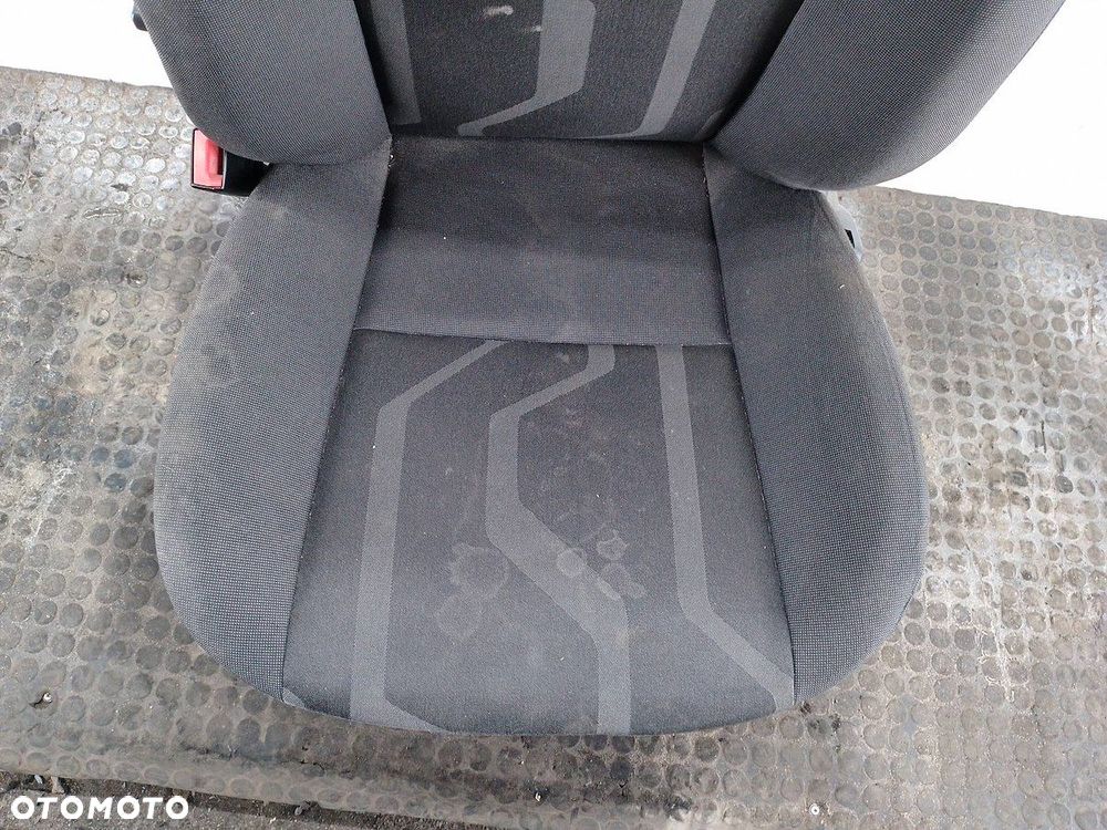 FOTEL LEWY KIEROWCY FORD TRANSIT CONNECT II - 5