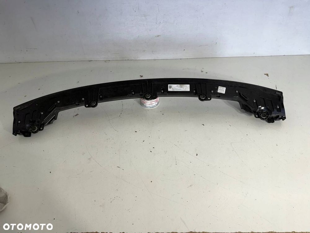 blenda klapy bagażnika taycan 9j1 eu - 12