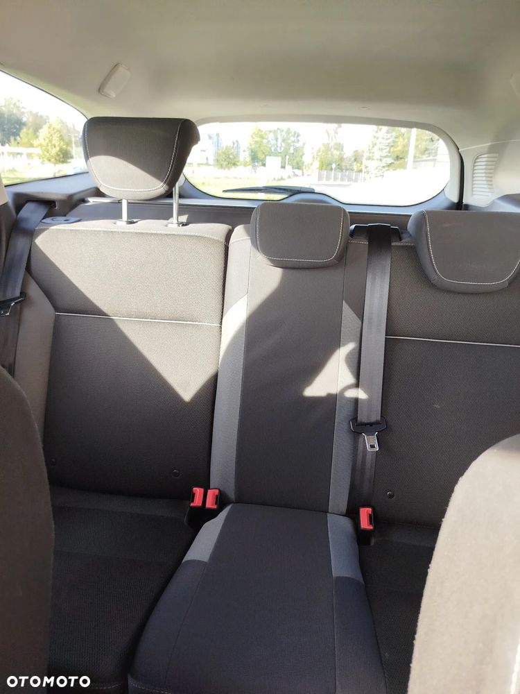 Ford Focus 1.6 TDCi Trend - 12