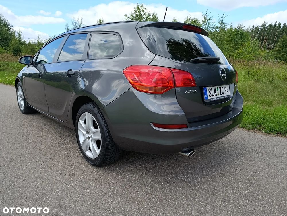 Opel Astra 2.0 CDTI DPF Sport - 33