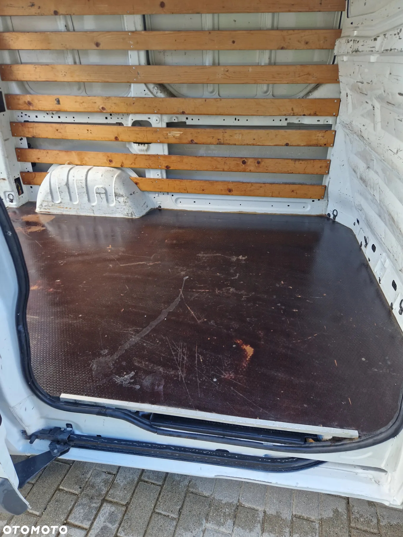 Opel Vivaro - 8