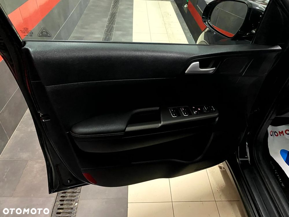 Kia Sportage 1.6 GDI L Business Line Plus 2WD - 11