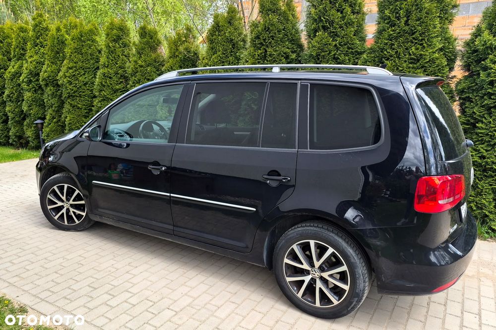 Volkswagen Touran 1.4 TSI STYLE - 3