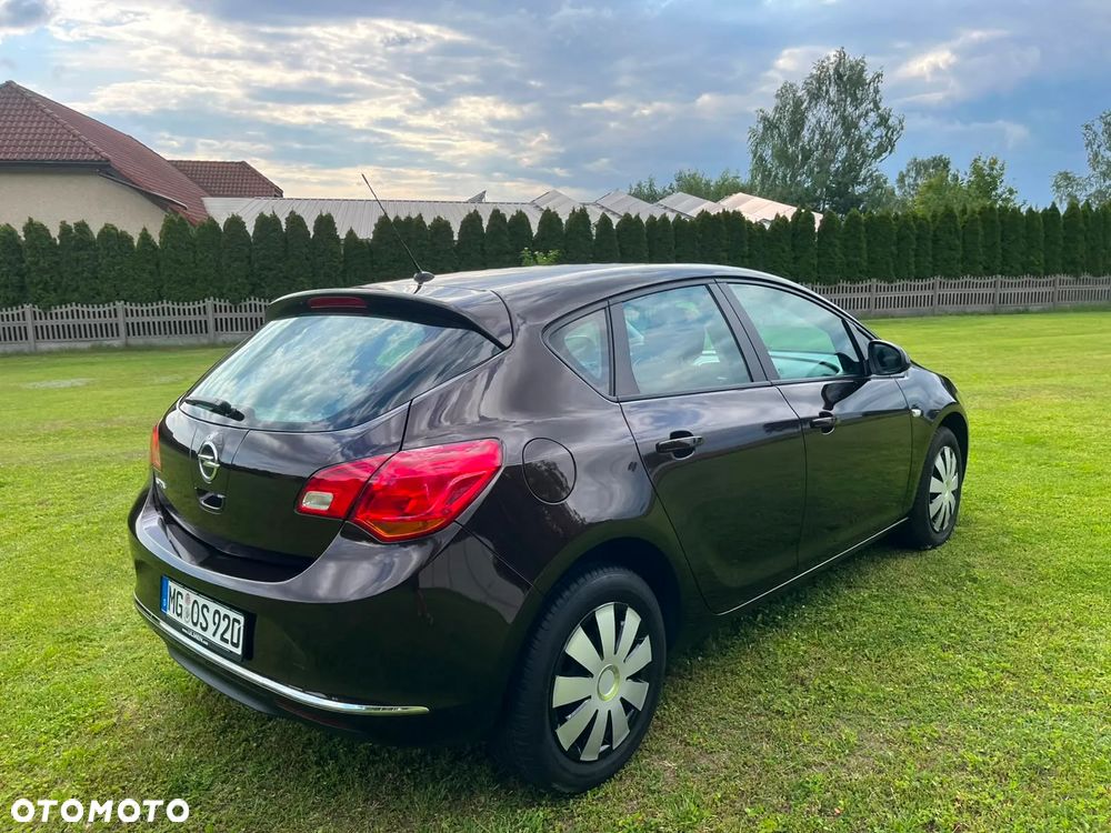 Opel Astra 1.6 Style - 4