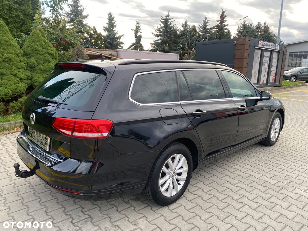 Volkswagen Passat - 6