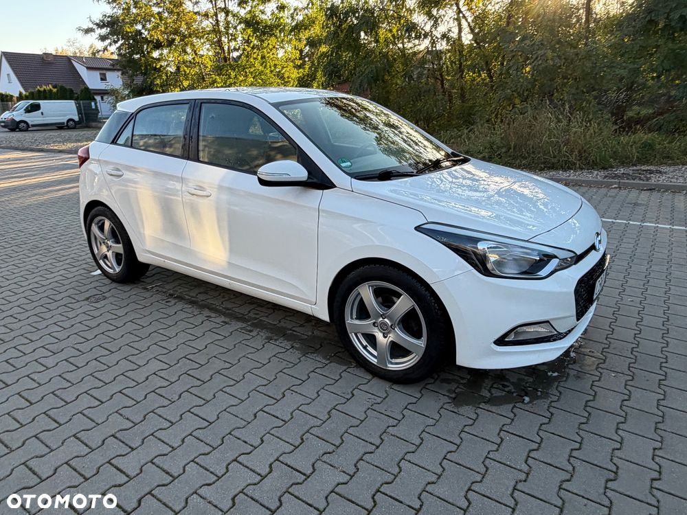 Hyundai i20 - 10