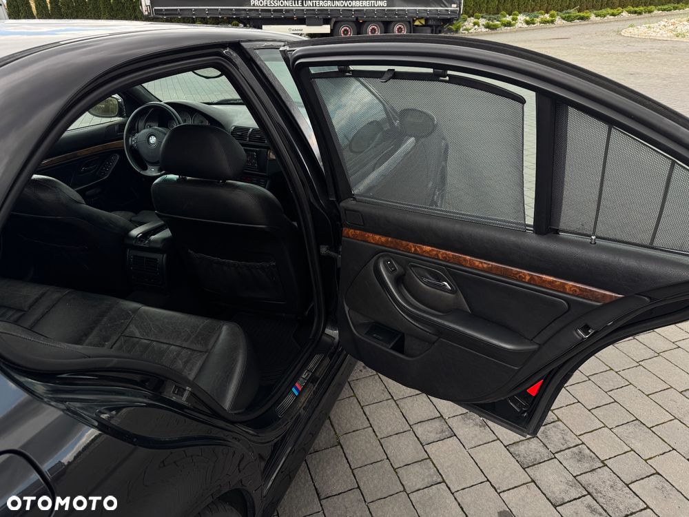 BMW M5 - 11