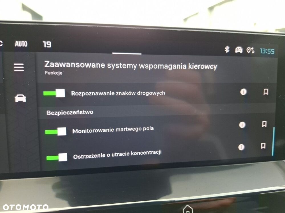 Citroën C4 1.2 PureTech Max S&S EAT8 - 26