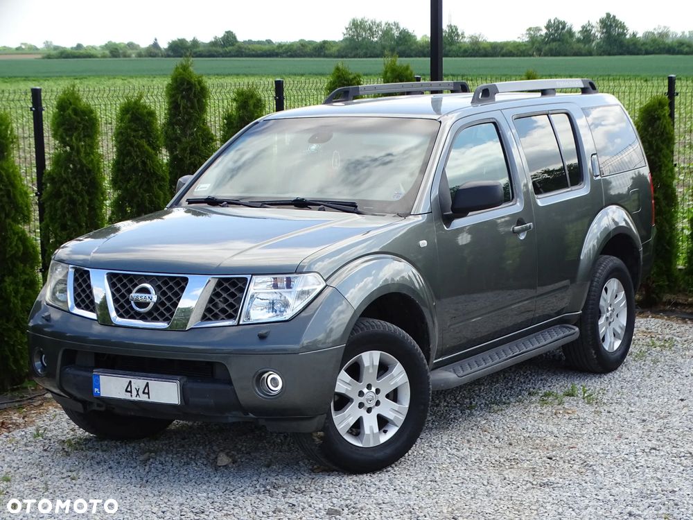 Nissan Pathfinder 2.5 DCi Elegance + - 18