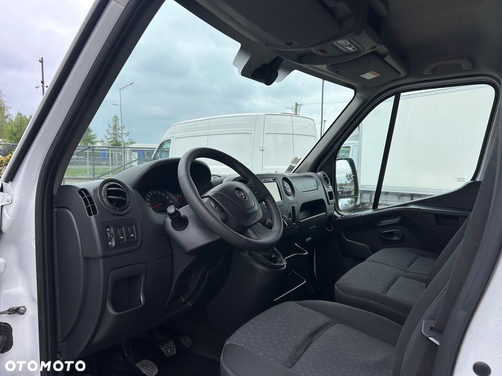 Opel Movano - 16
