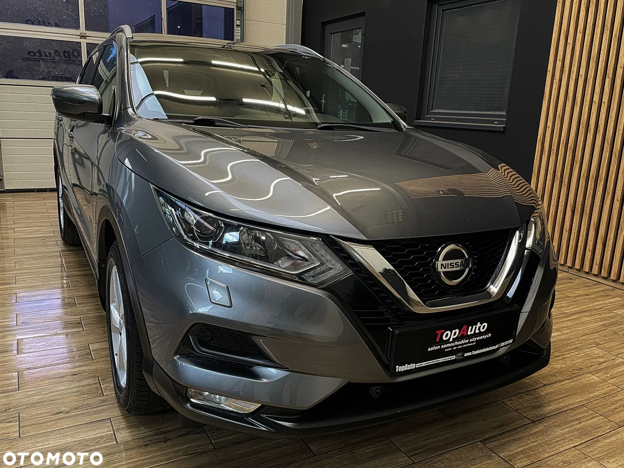 Nissan Qashqai 1.5 dCi DCT TEKNA - 4