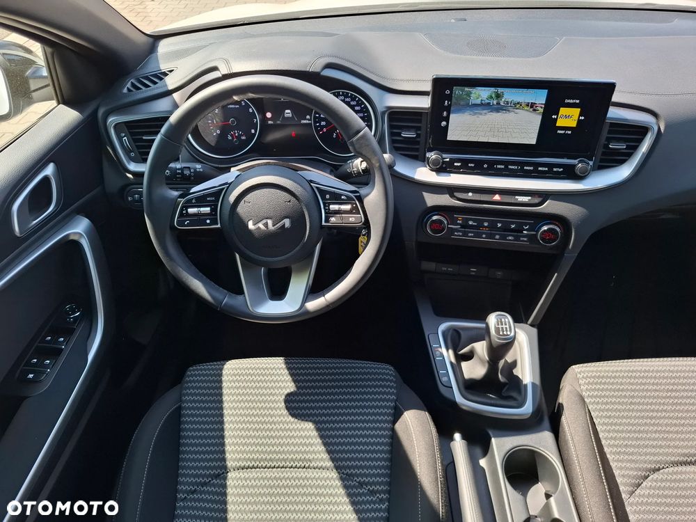 Kia Ceed 1.5 T-GDI L - 11