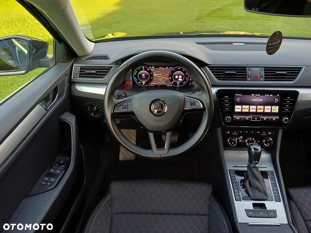 Skoda Superb 1.4 TSI Plug-In Hybrid Sportline DSG - 31