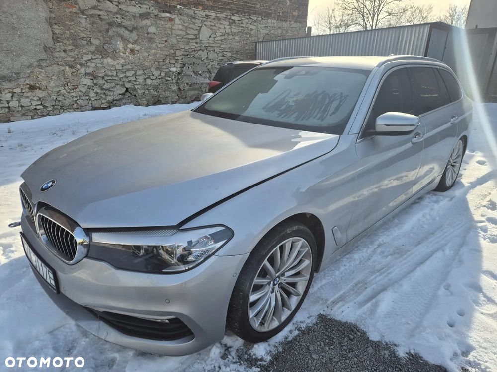 BMW Seria 5 520d xDrive - 8