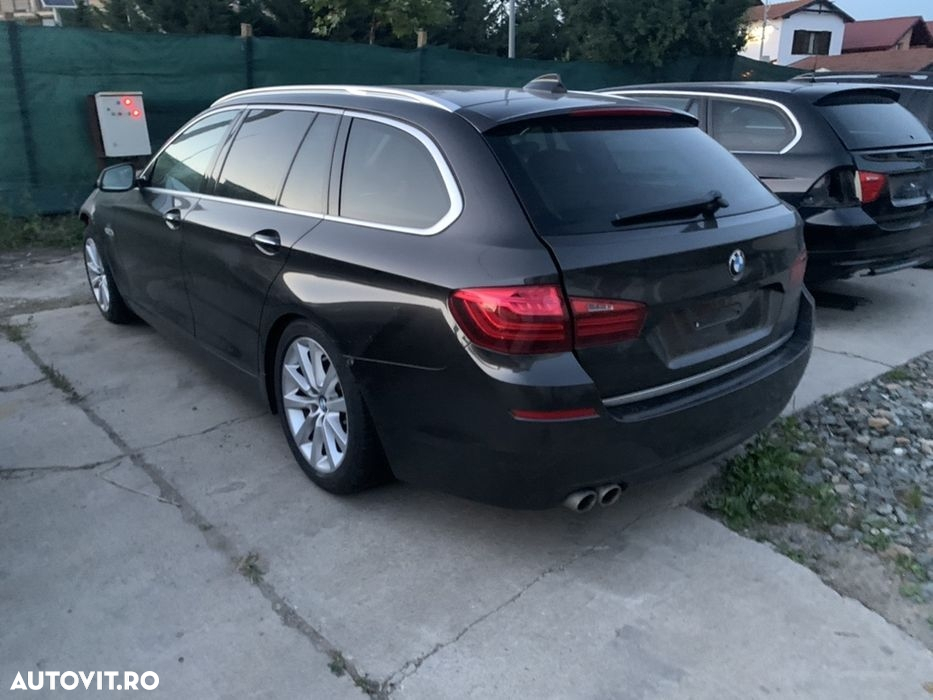 Dezmembram bmw 530xd f11 facelift - 2