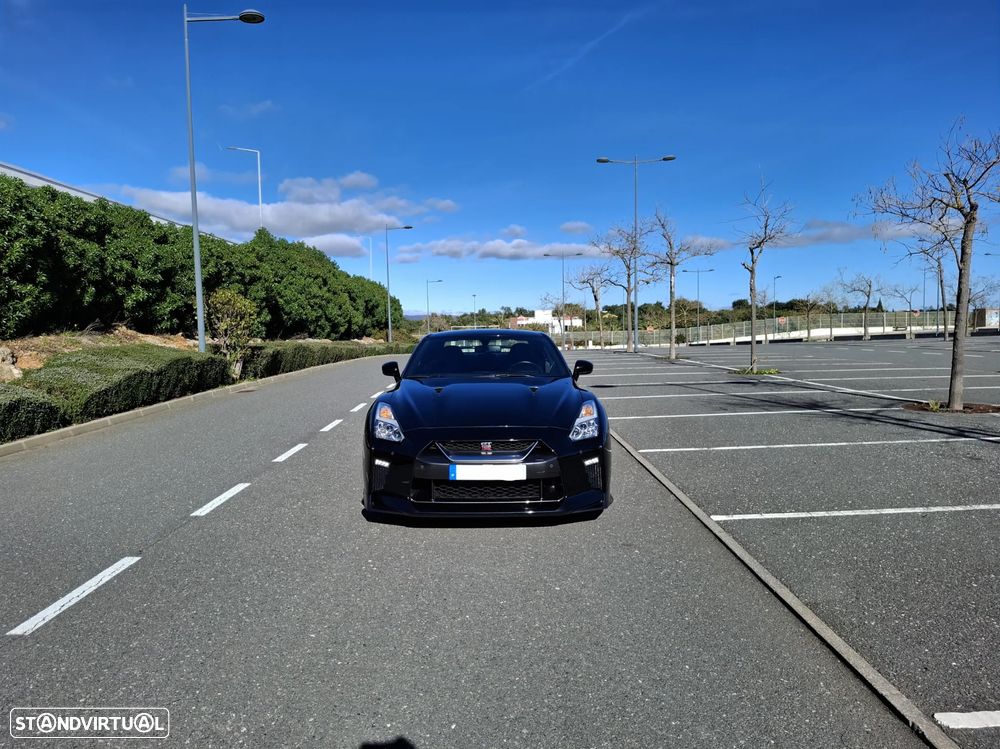 Nissan GT-R 3.8 V6 Black Edition - 15