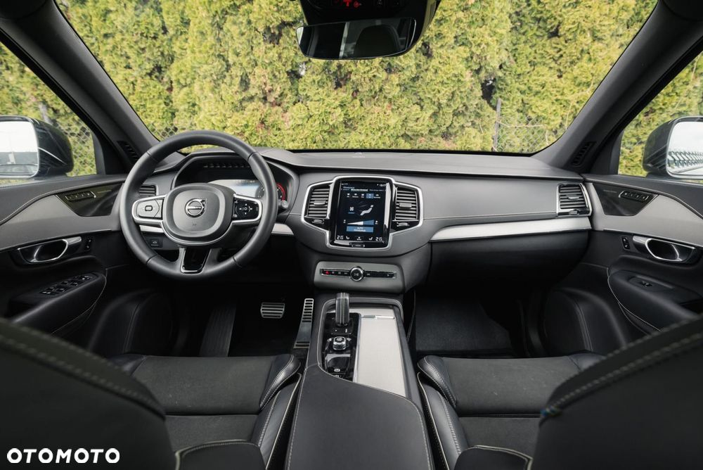 Volvo XC 90 B5 D AWD R-Design - 11
