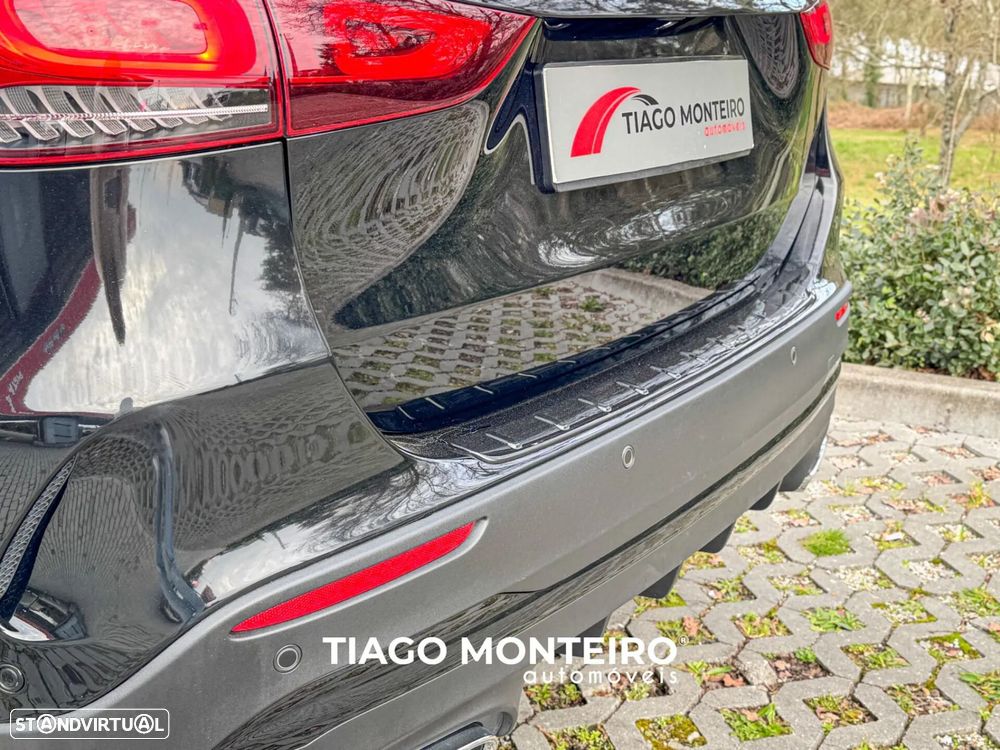 Mercedes-Benz GLA 250 e AMG Line - 13
