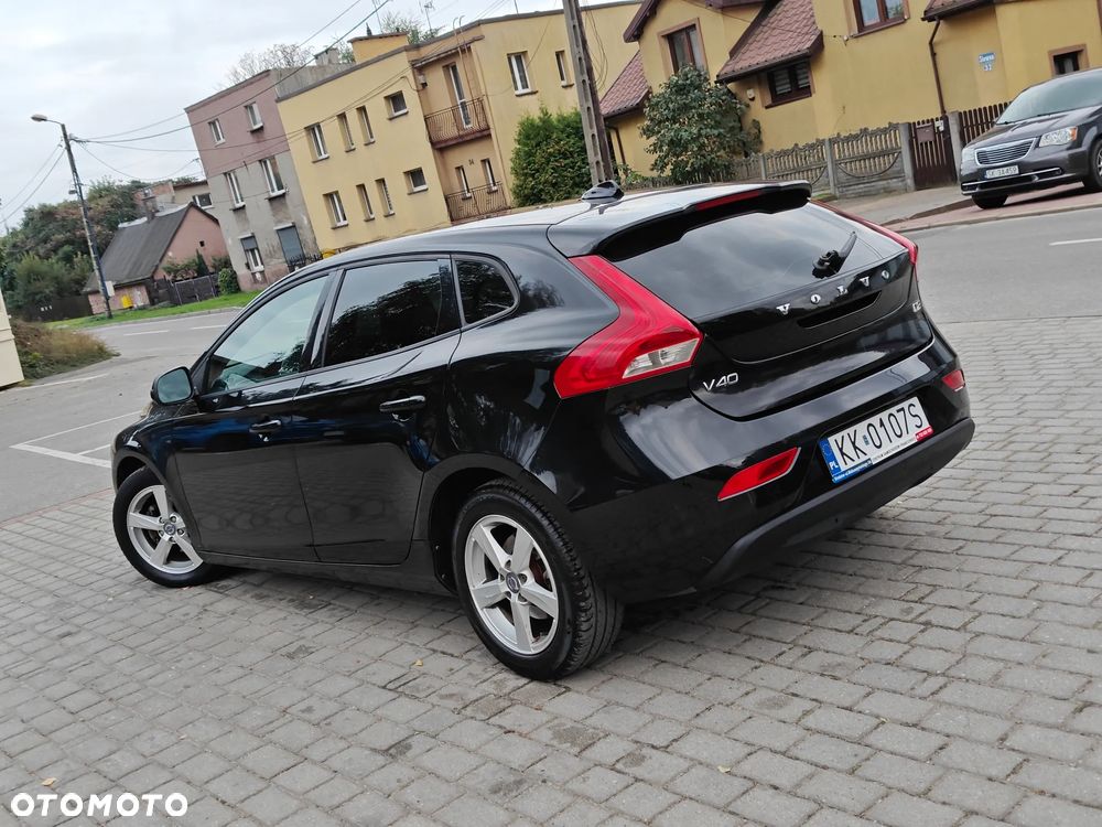Volvo V40 D2 Kinetic - 2