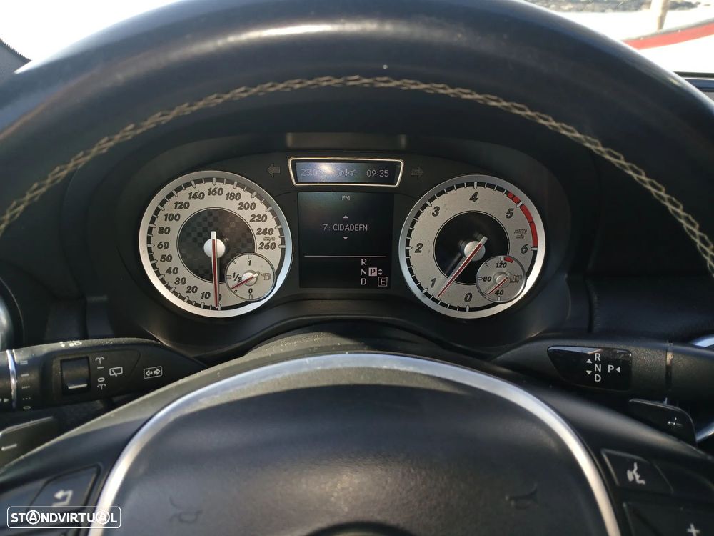 Mercedes-Benz A 180 CDI (BlueEFFICIENCY) 7G-DCT AMG Sport - 9
