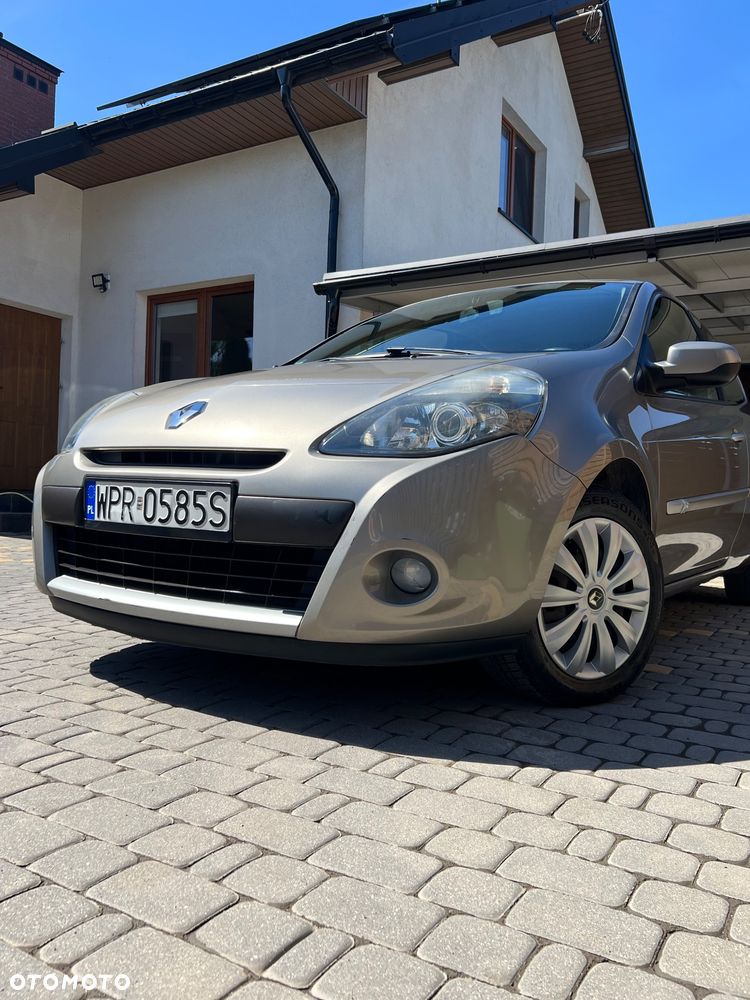 Renault Clio 1.2 16V 75 GPS - 2